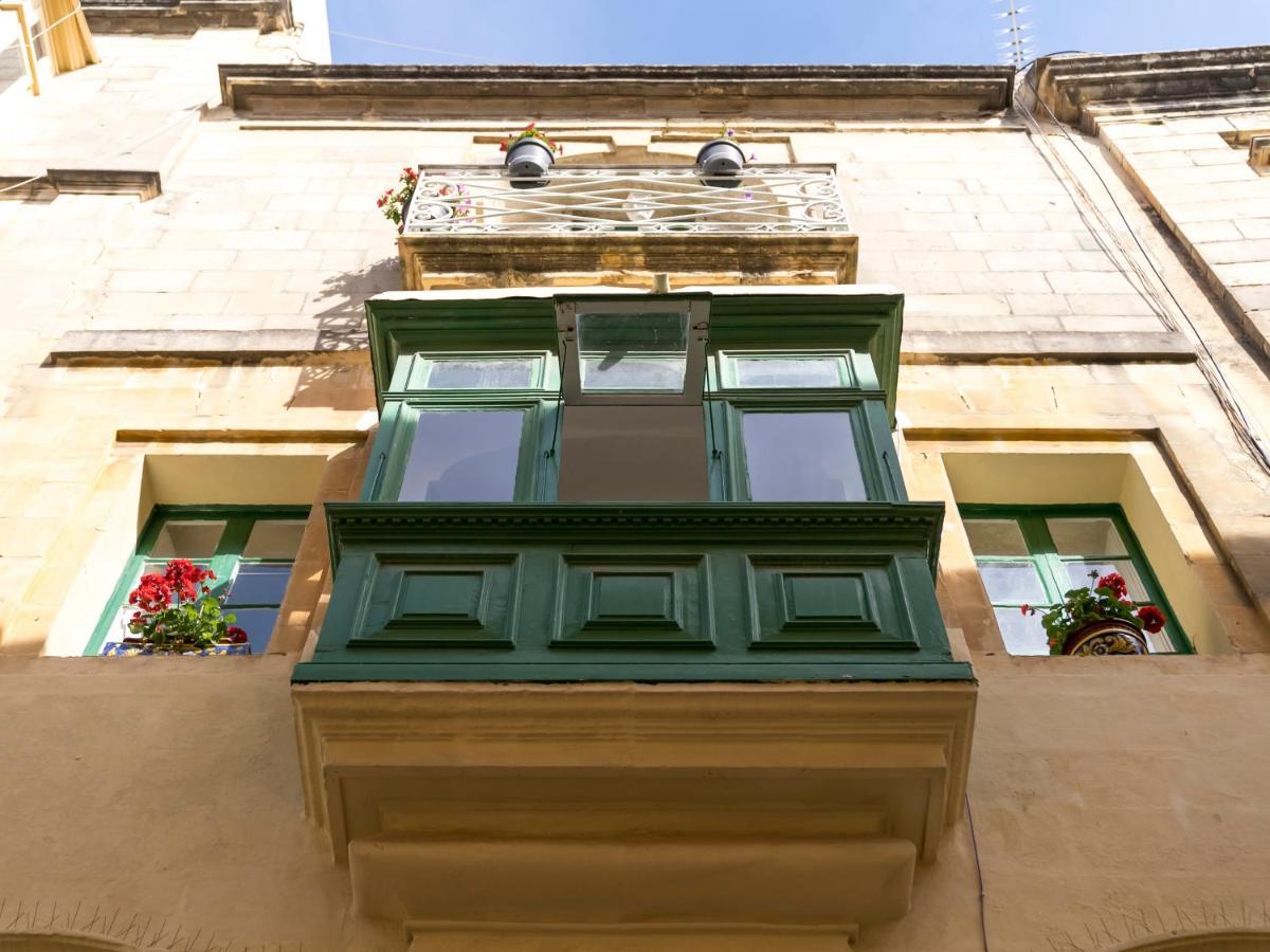 The Knight - Heritage & Art Home At Birgu Square Exterior photo