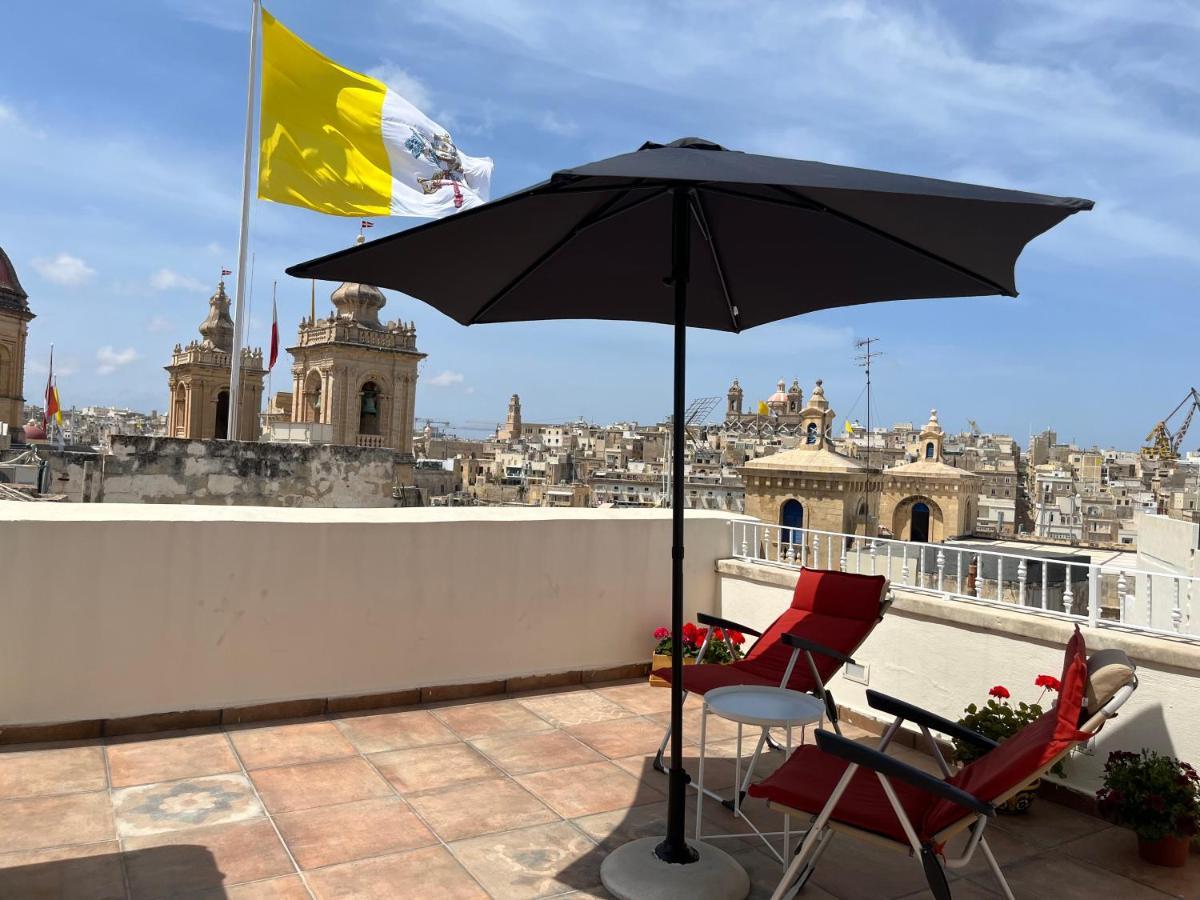 The Knight - Heritage & Art Home At Birgu Square Exterior photo