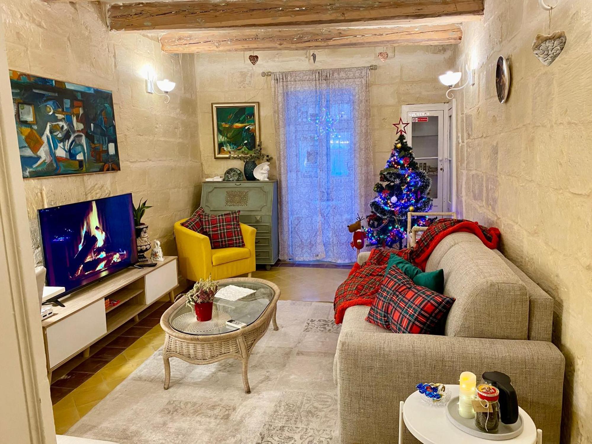 The Knight - Heritage & Art Home At Birgu Square Exterior photo